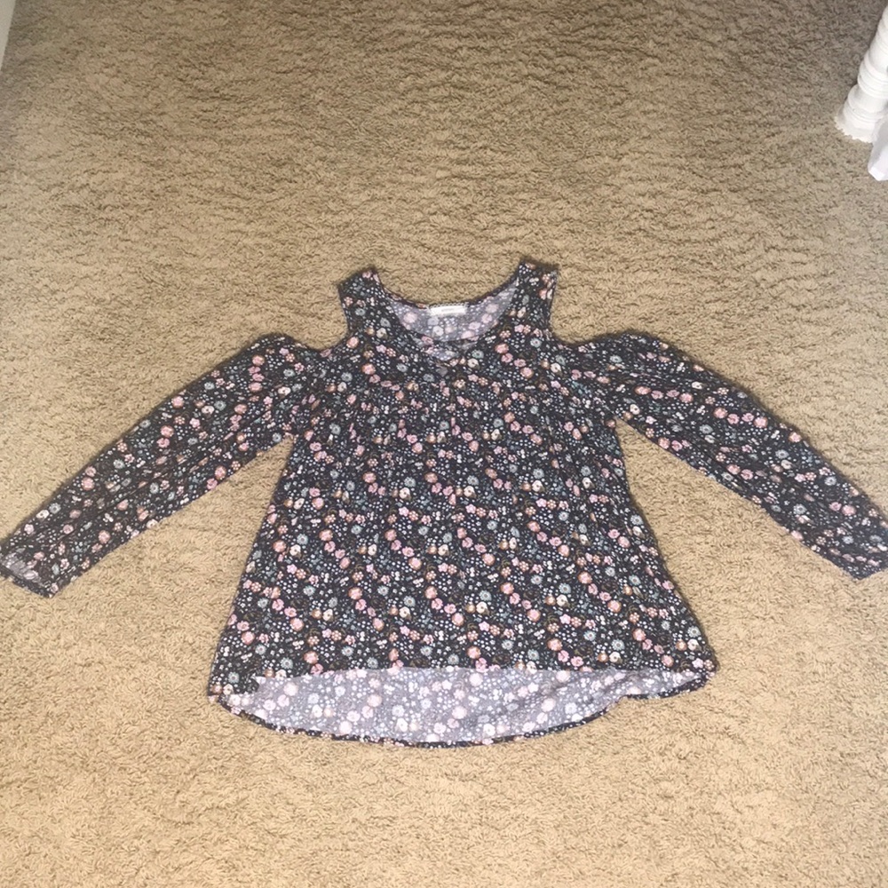 Off-The Shoulder Top